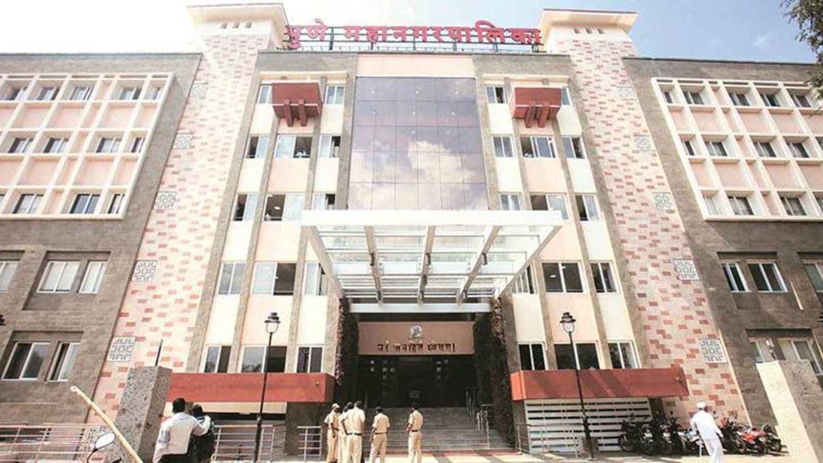 The PMC directive comes in the wake of standard operating procedure (SOP) for outdoor informal works released by the Maharashtra government amid rising heat risk across urban centres.