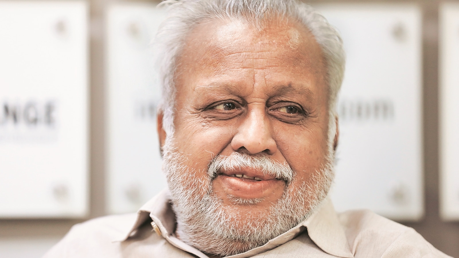 ‘Workers are struggling while policymakers are focused on power’