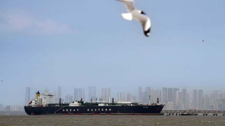 Iran Reports Suggest Sea Mines Placed in Strait of Hormuz During War