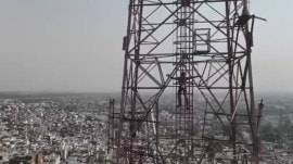 Anti-sacrilege protest, Army devises mechanism to bring farmer down, Army devises mechanism to bring farmer down from tower, Engineers Regiment, Punjab Police, Indian army, Indian express news, current affairs