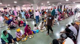Pune gurudwara langar