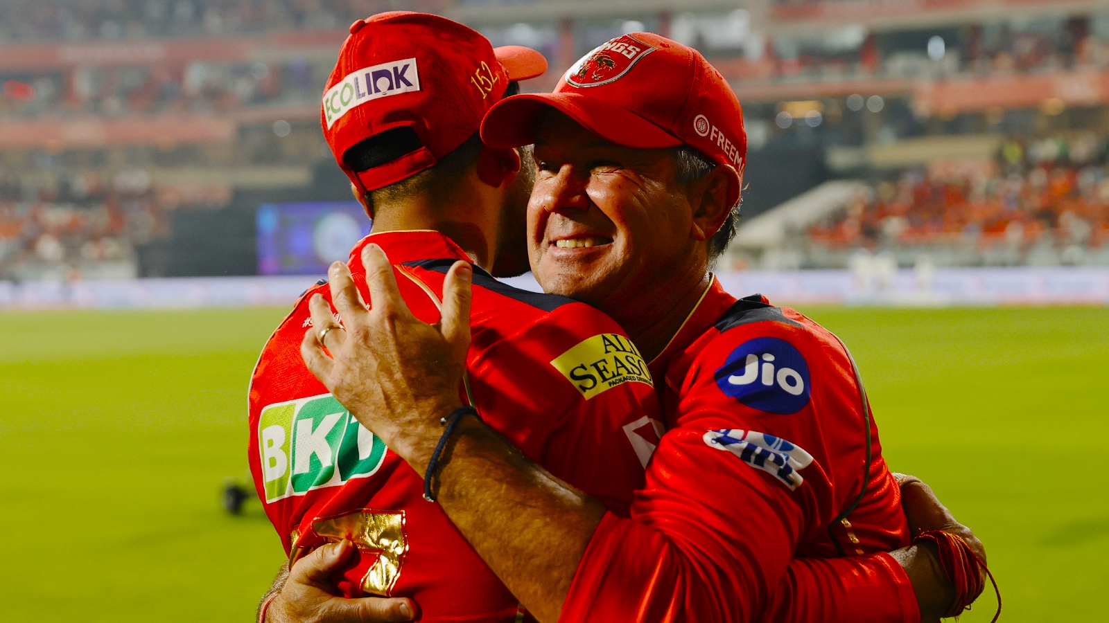 Punjab Kings coach Ricky Ponting says he wants to challenge players, not control them