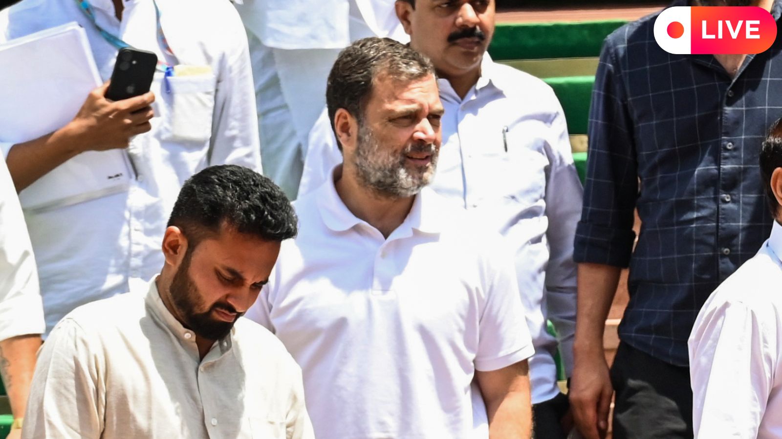 Parliament Special Session Live Updates: Amit Shah holding meeting with key ministers, BJP president ahead of crucial voting for Bill at 4 pm