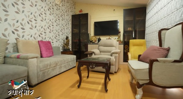 मनोज तिवारी का सांसद आवास दौरा