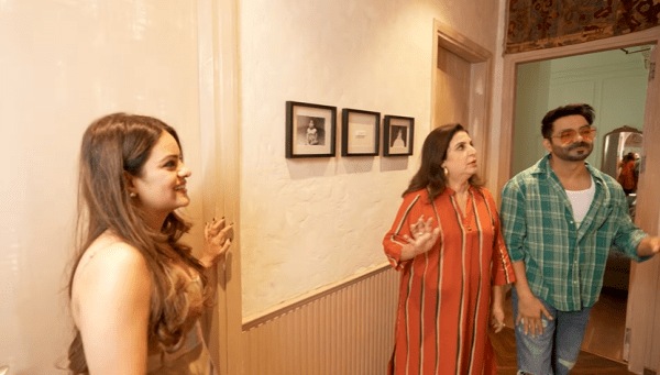 अपारशक्ति खुराना-आकृति के घर के अंदर