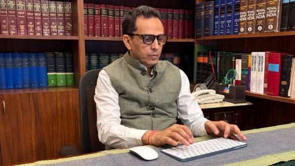 Senior advocate Nalin Kohli (55)