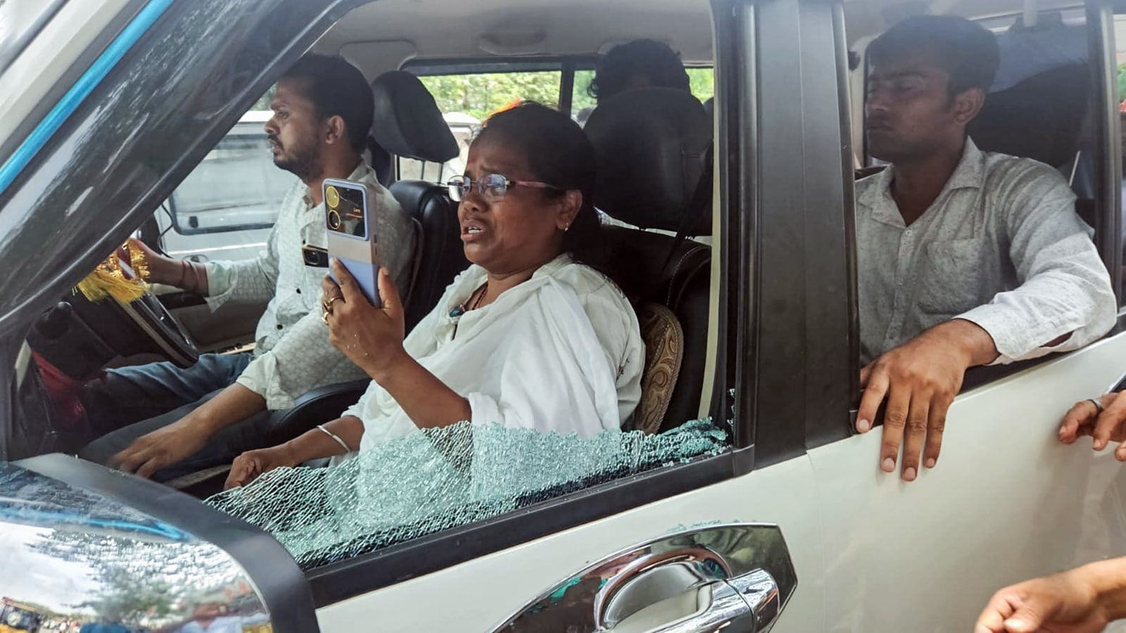 Clashes precede polling: TMC MP car vandalised, CISF jawan shot at