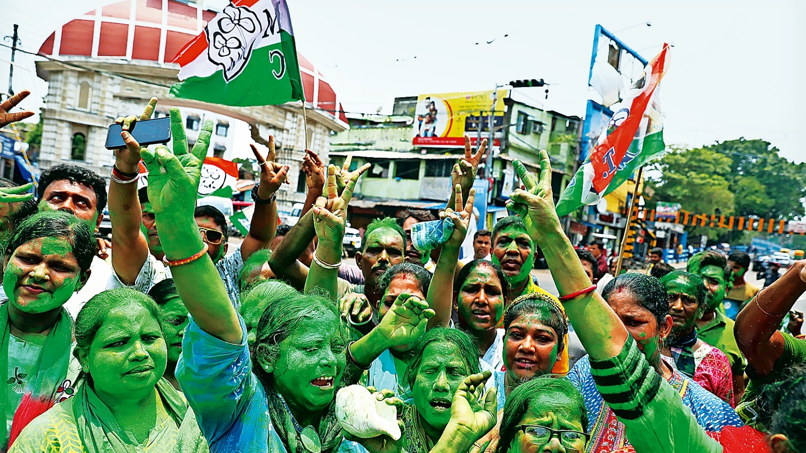 EC orders review of police cover for TMC members, supporters EC orders review of police cover for TMC members, supporters