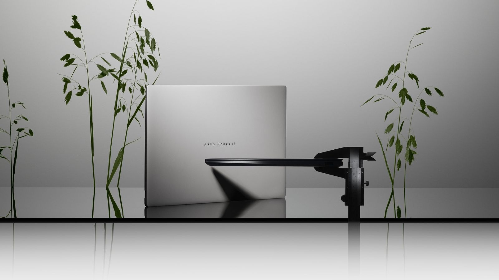 Top thin and light laptops under 1.5kg you can buy right now