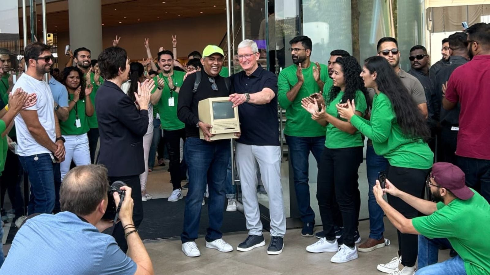 indianexpress.com - Anuj Bhatia - The Tim Cook era: How Apple became a $4 trillion empire through several hits and a few misses