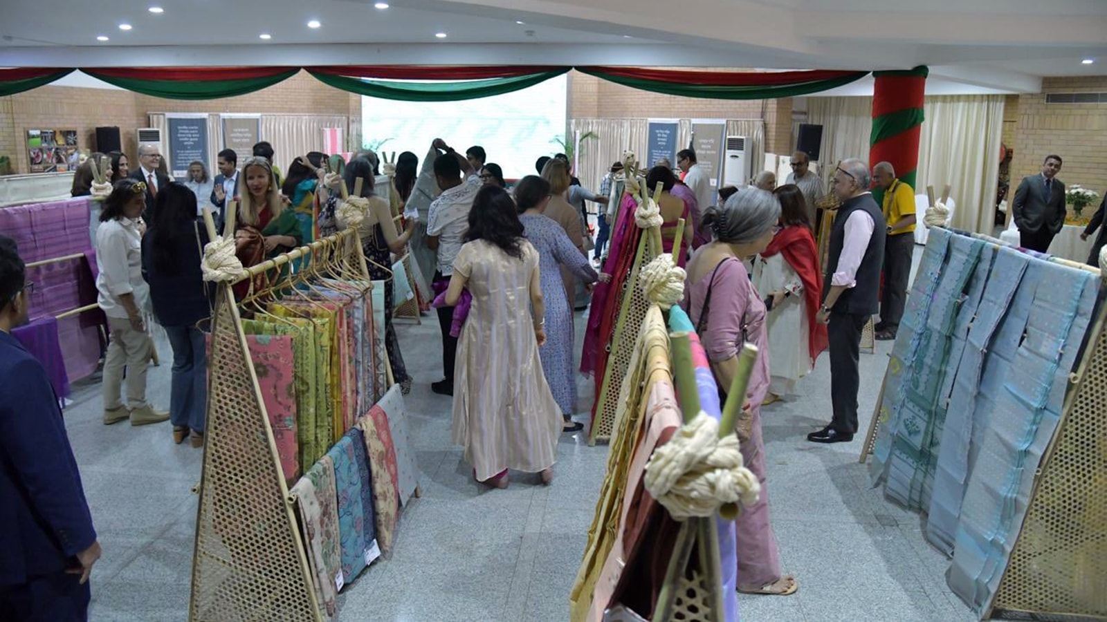  A sold-out Bangladesh saree exhibition
