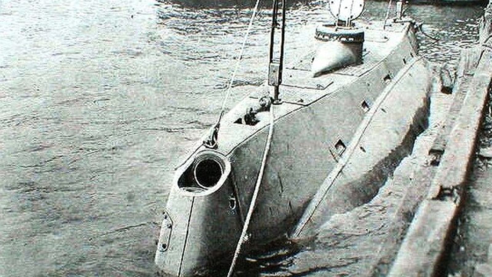 Most groundbreaking early submarines