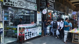 Camera Gully Mumbai, Zoya Thomas Lobo photojournalist, India's first transgender photojournalist, vintage camera shops Mumbai, Jivaji Lane Fort, analogue photography India, Vibgyor Photos Mumbai, Central Camera Company history, retro digital cameras trend, second hand camera market Mumbai,