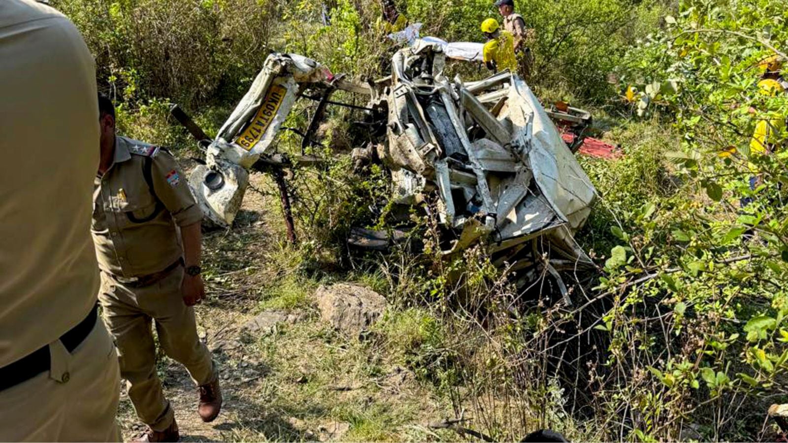 Tragedy after funeral in Uttarakhand: Vehicle falls 300 metres as driver loses control at curve, 8 killed