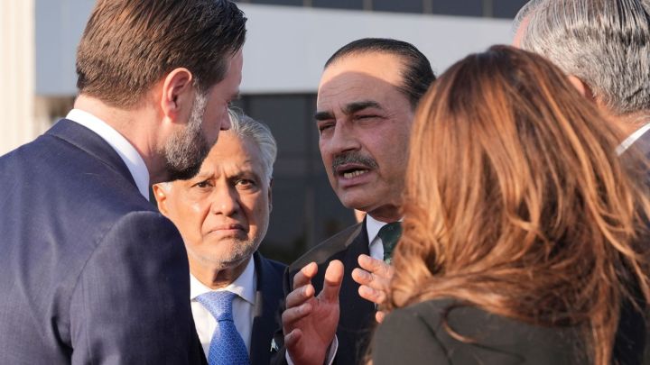 Vice President JD Vance, left, talks to Pakistan's Chief of Army Staff Field Marshall Asim Munir, right, and Pakistani Deputy Prime Minister Mohammad Ishaq Dar after attending talks in Islamabad. (AP Photo)