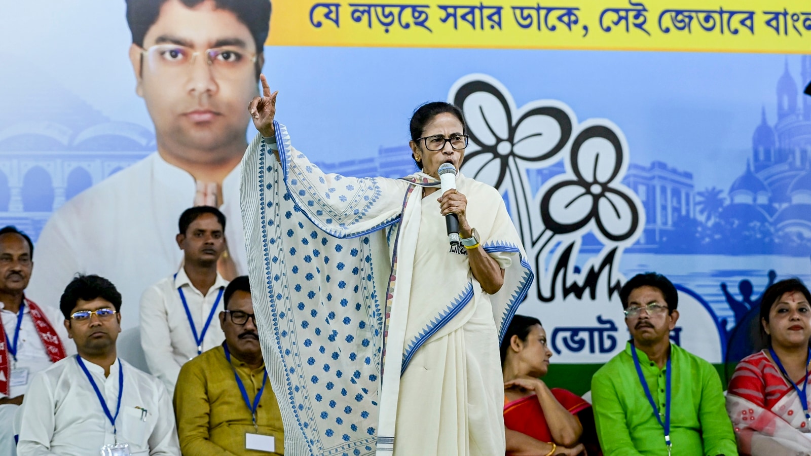 Mamata asks PM to resign: ‘You have no guts to respond to Pak minister’s threats’