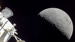 According to samples collected during Nasa's Apollo missions, helium-3 is found in greater quantities in the topmost layer of the Moon, called the regolith (Image: wikimedia commons)
