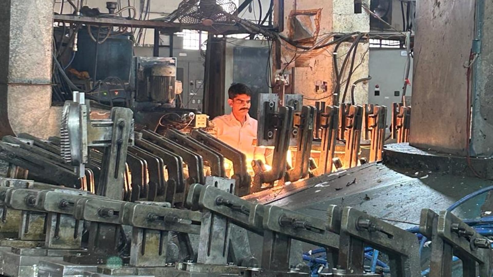 War in Gulf: Shoe soles to apparels, input costs surge, labour shortage hurting now