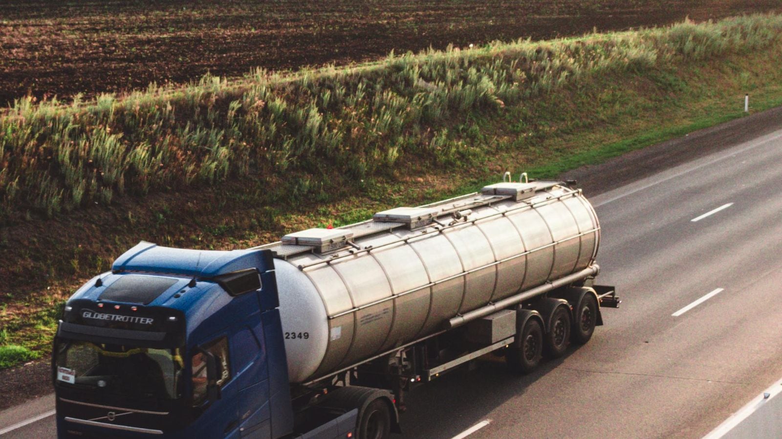 A laundry run, a speeding tanker, and 30 seconds that shattered a family