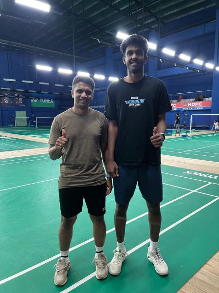 ayush shetty with coach sagar