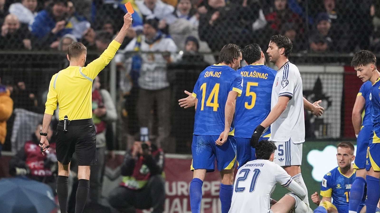 Bastoni, playing out of position, was careless no doubt but Costacurta told Sky Sports, that Mancini ought to have expected the header.