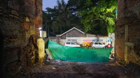 Land opposite Khadak police station where in a high-risk breach was caused in the underground tunnel of Pune Metro line in Shukrawar Peth due to unauthorised borewell drilling. (Express photo/Arul Horizon)