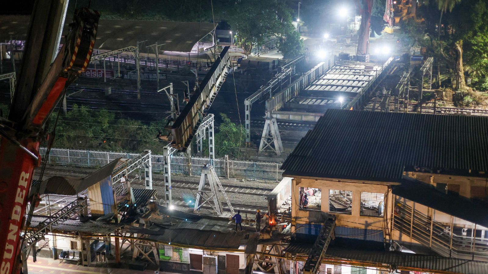 Elphinstone bridge block to disrupt CR train services from April 4