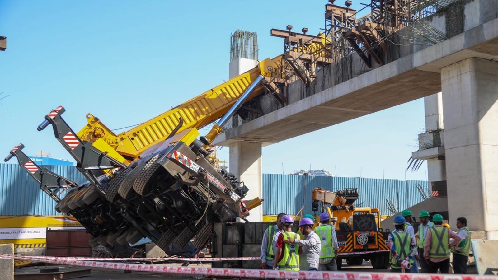 400-tonne crane topples in Bandra Kurla Complex, snarls early morning commute