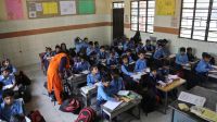 delhi noida school classroom heatwave timings revised