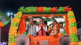 WB polls: Maha CM Fadnavis campaigns in Kolkata