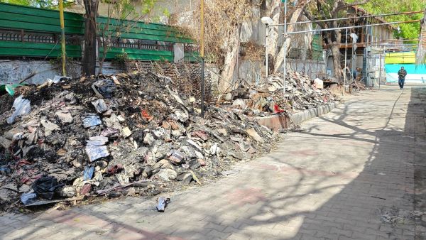 -fire-chhattarpur-dastkar-exhibition-