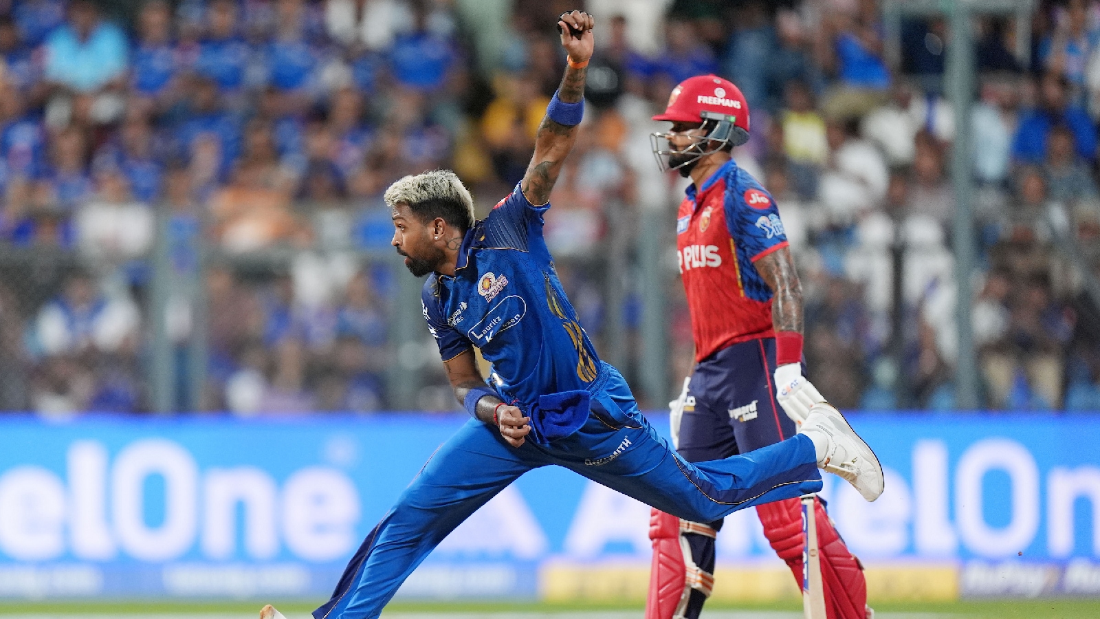 Hardik Pandya has come under fire after MI's fourth defeat in IPL 2026. (CREIMAS)