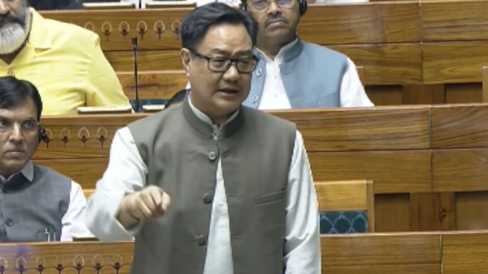 Parliament special sitting LIVE updates: Voting on delimitation, women’s quota bills in Lok Sabha at 4 PM tomorrow