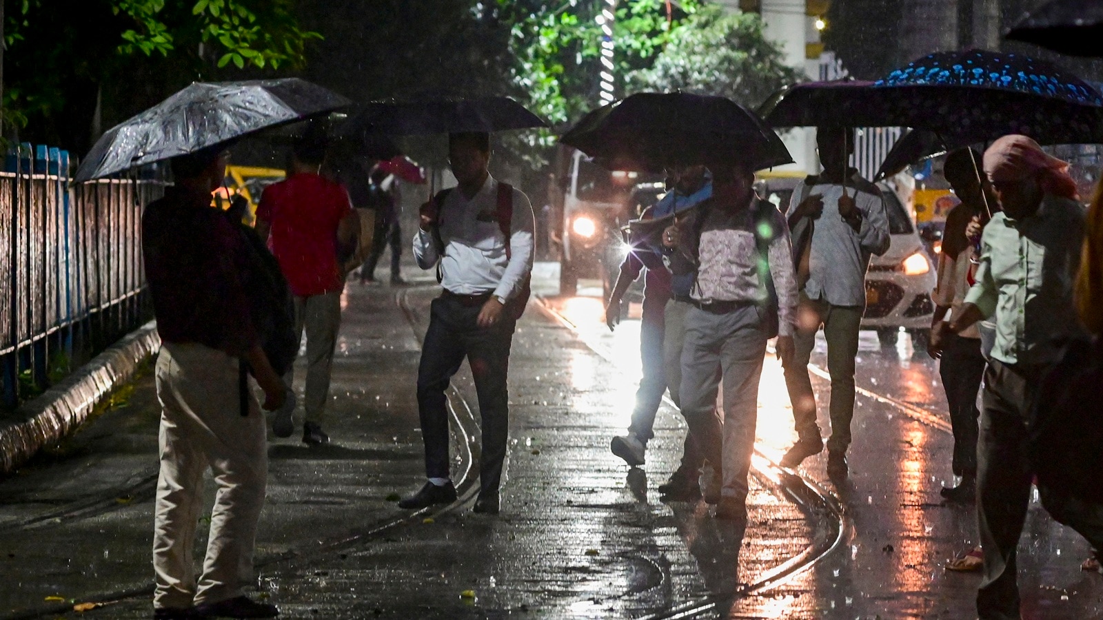 Heavy rain likely in North Bengal tomorrow, wet spell to last across Bengal till April 10: IMD