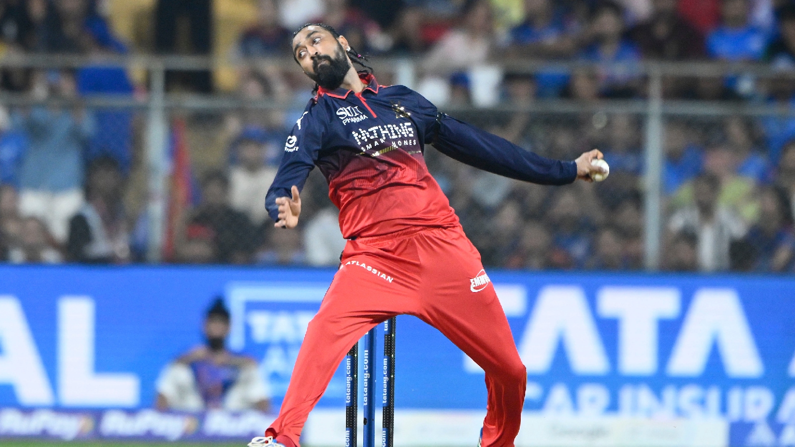  Krunal Pandya used the short ball ploy during his spell of 1/26 against Mumbai Indians on Sunday. (CREIMAS)