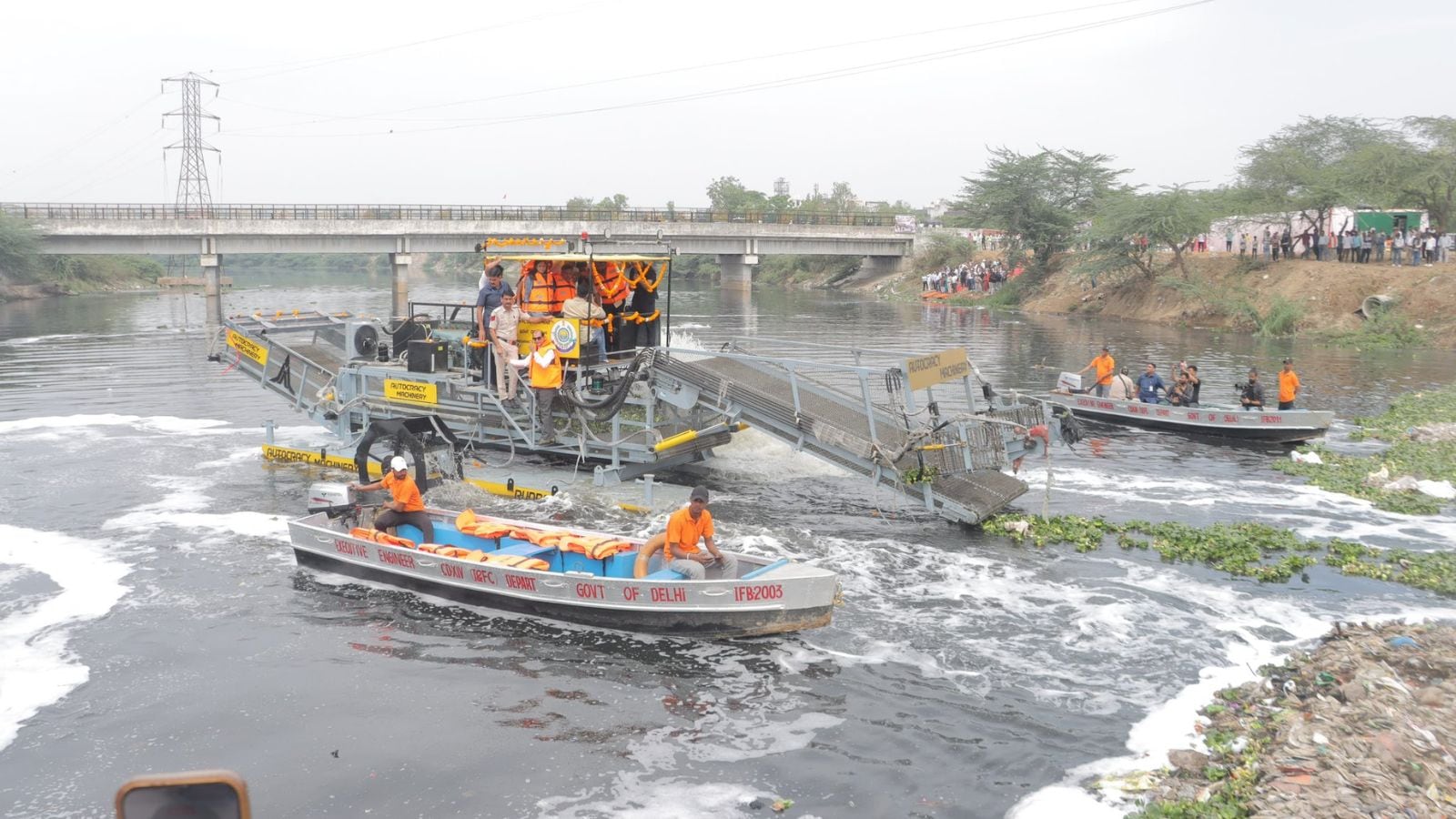 Cleaning Yamuna: Trash skimmer machines deployed at Najafgarh drain Cleaning Yamuna: Trash skimmer machines deployed at Najafgarh drain