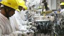 Industrial workers wage hikes, Industrial workers wage hikes trail rise, Industrial workers wage hikes trail rise in cost of living, Indian express business, business news, current affairs