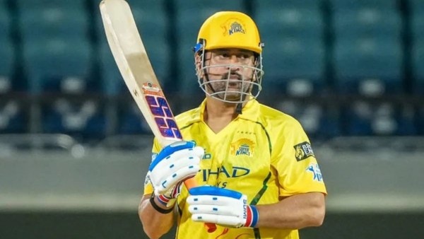 Floating between No. 5 to 8, Dhoni has even batted as low as No.9 in the last few seasons. (IG: chennaiipl)