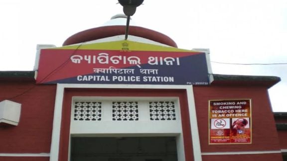 “The incident happened due to a miscommunication. The two officers were immediately allowed to go once they revealed their identity. Also, there was no formal complaint against them. Hence, no case was registered,” said a senior police officer in Bhubaneswar. (Express Photo)