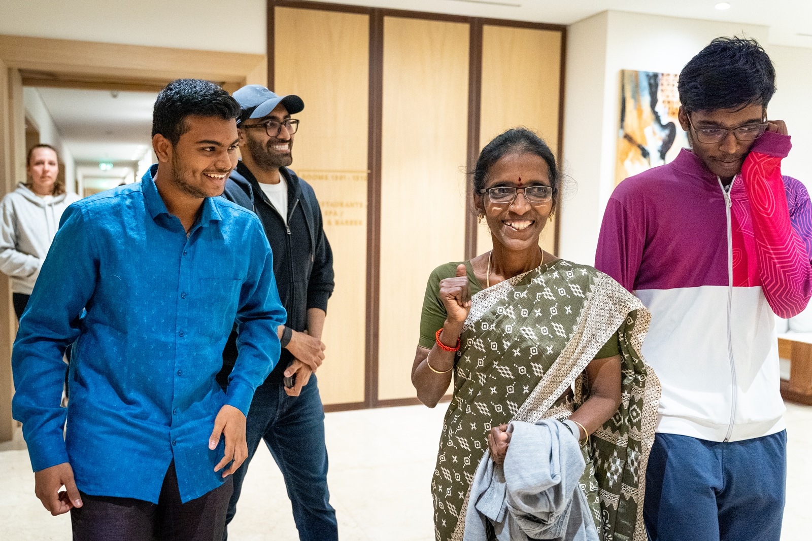Praggnanandhaa was cheering for Vaishali on the sidelines along with their mother Nagalakshmi. (Photo Credit: Niki Riga/FIDE)