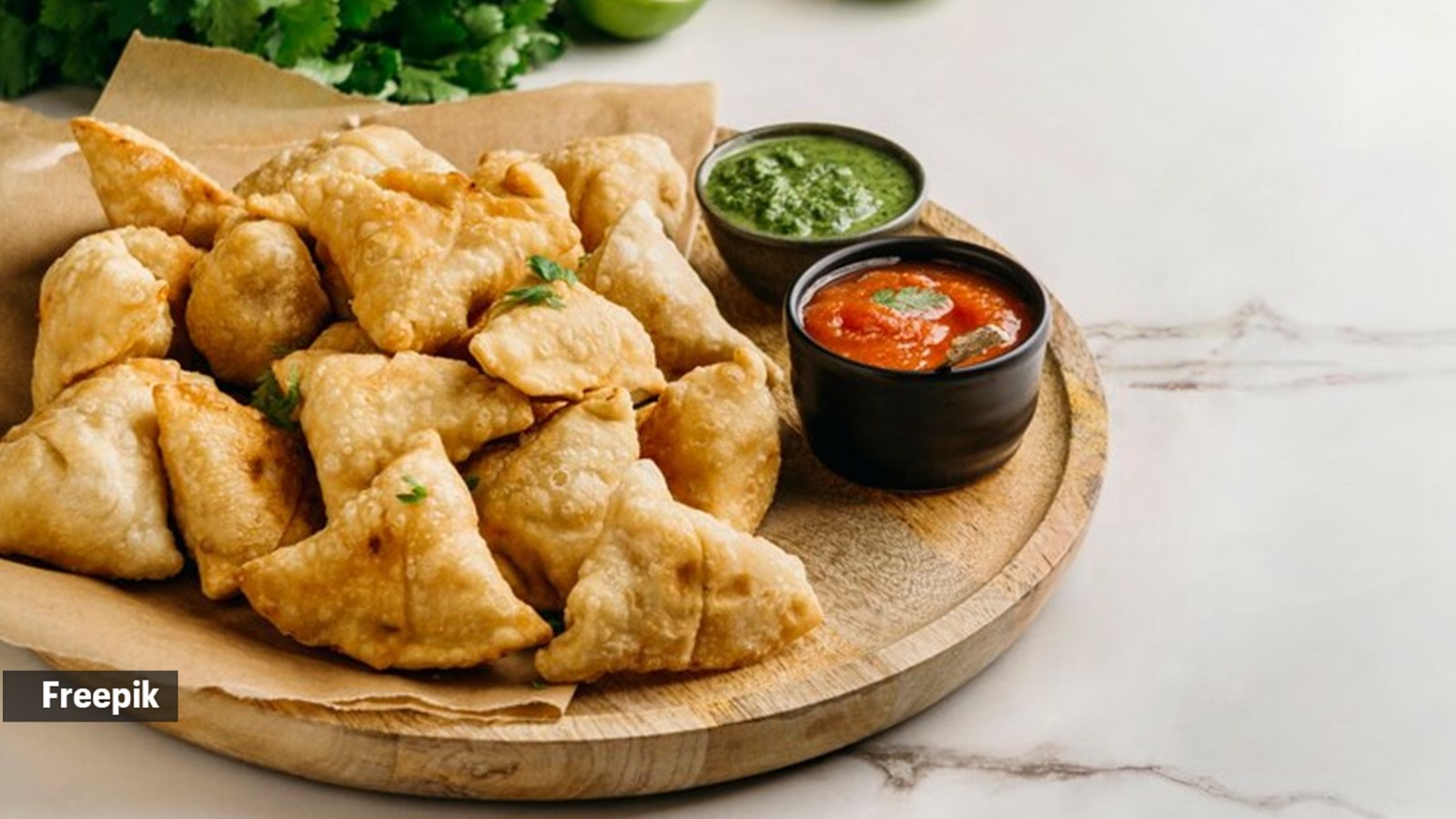 Why Akshay kumar hasn't touched samosas in 15 years