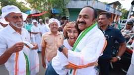 Satheesan, vd Satheesan, v Satheesan, Kerala Assembly Elections 2026, Kerala Assembly polls, Pinarayi Vijayan, V D Satheesan throws gauntlet to Vijayan, UDF, Indian express news, current affairs