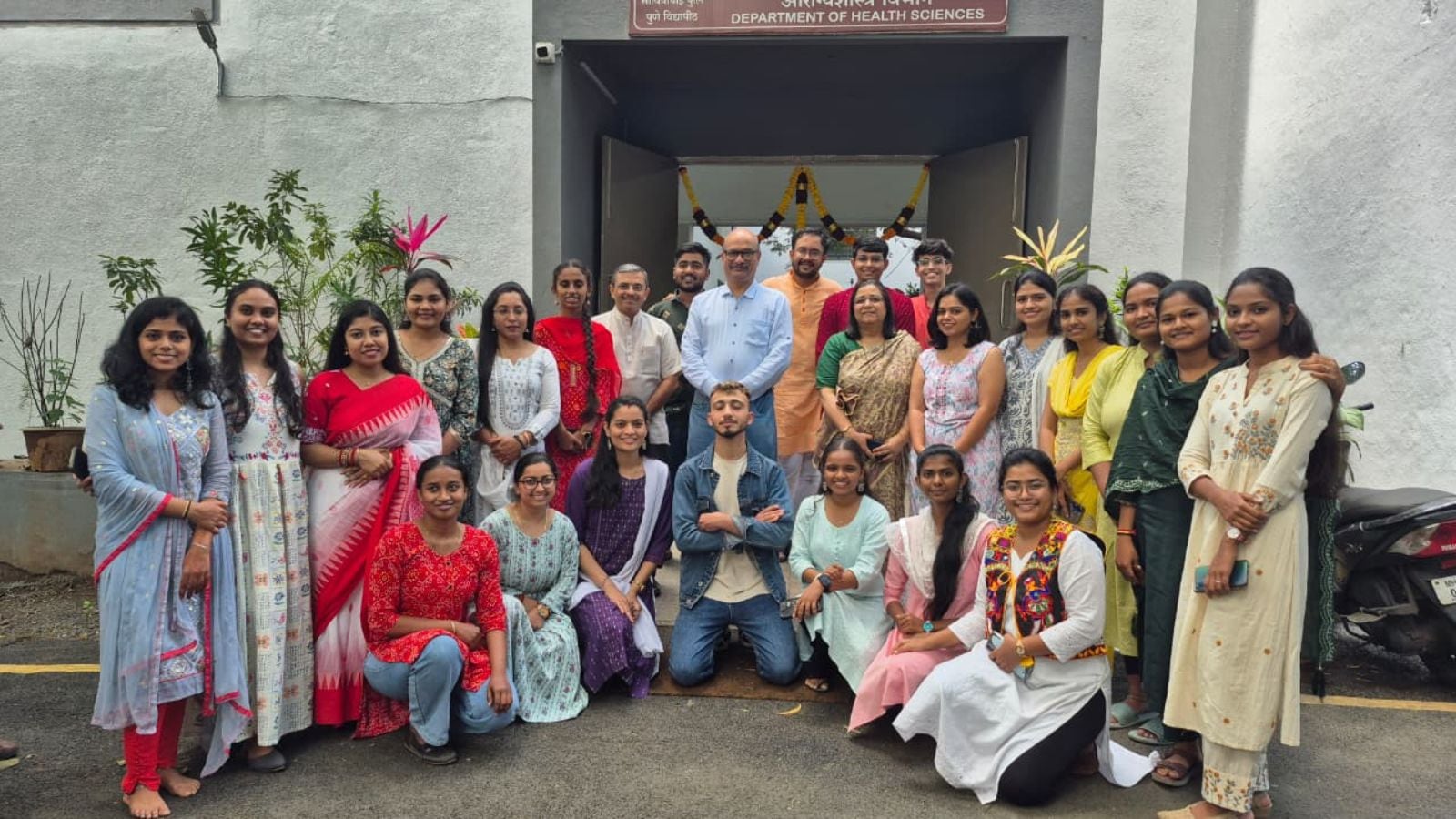 Promoting healthier cities: SPPU students examine global studies to formulate recommendations for policymakers