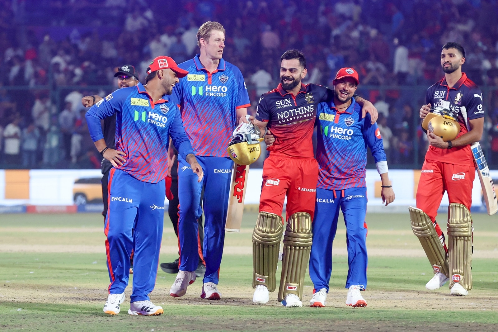 Virat Kohli's presence looms so large over this fixture that it needed something truly special to steal the spotlight away from him as Royal Challengers Bengaluru made their way to the Feroz Shah Kotla on Monday. (BCCI/Creimas Photo) 