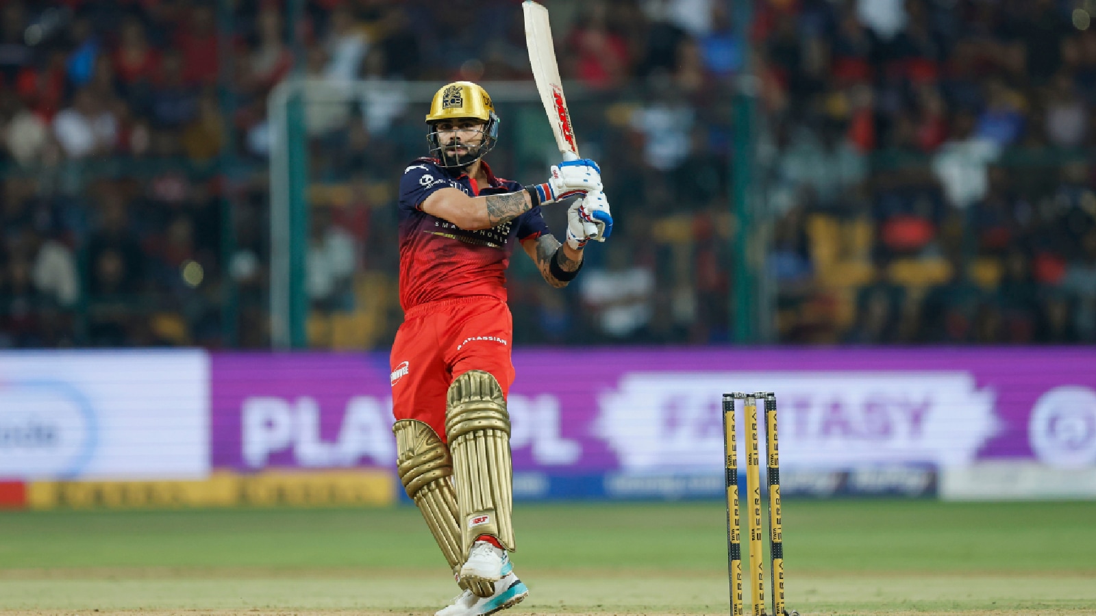  Virat Kohli is one short of 300 IPL sixes. (CREIMAS)