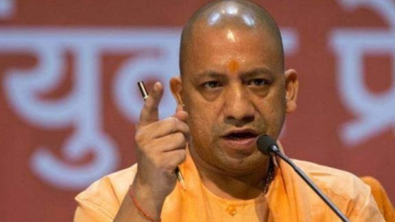 UP labour laws enforcement will be strengthened, with CM Yogi Adityanath directing authorities to ensure fair wages, worker safety, and timely grievance redressal. (File Photo)