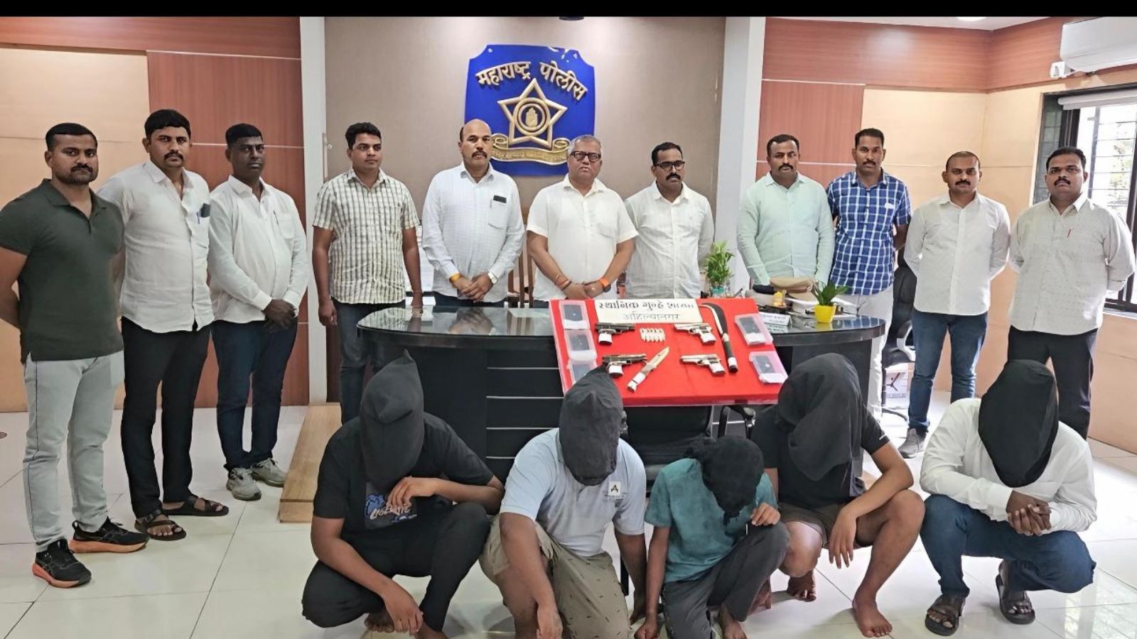Military intelligence tip-off leads to arrest of Andekar gang members with weapons in Ahilyanagar