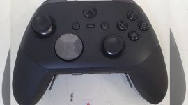 One of the biggest visible changes is the addition of two new scroll wheel-style controls positioned near the bottom of the controller. (Image: X/KoreanXboxnews)