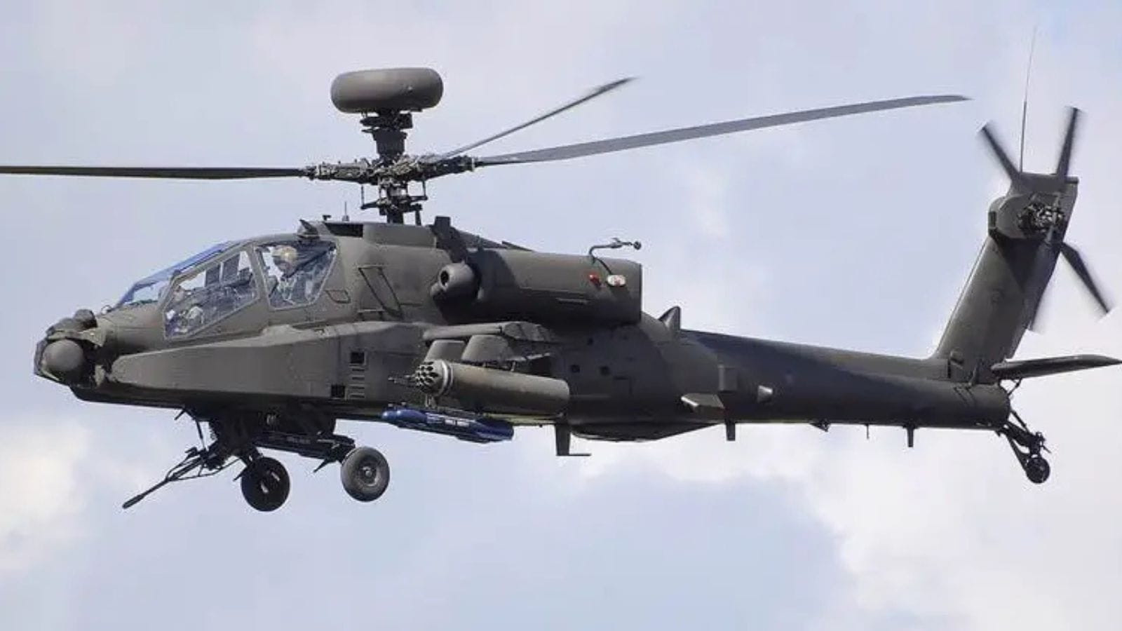 Boosting defence ties, US clears Apache, howitzer support services for India