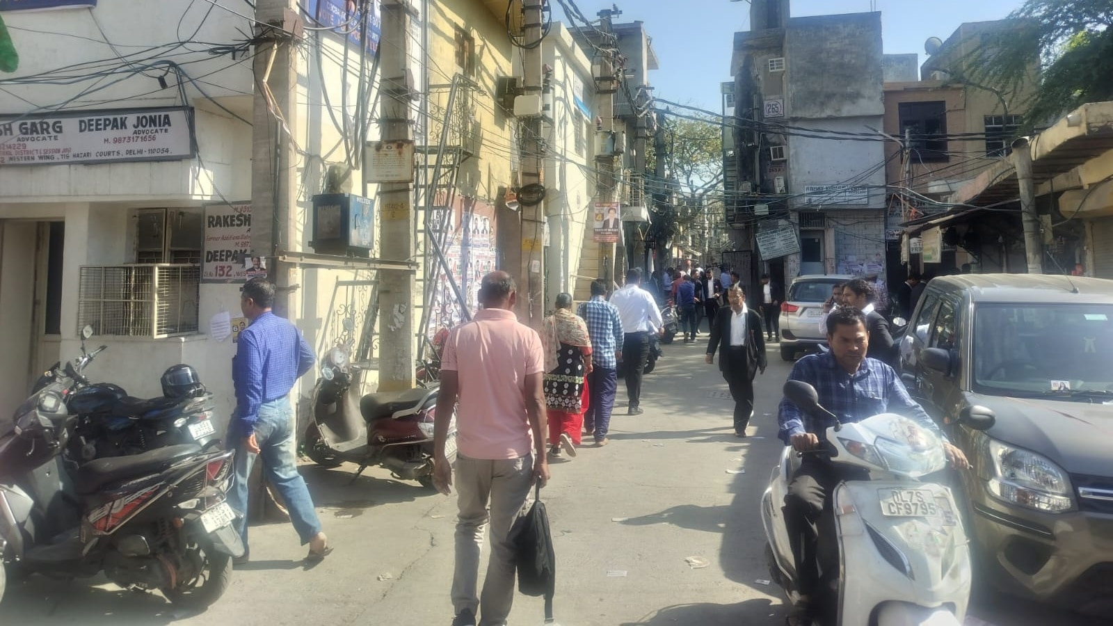 ‘Waqeel sahab, where is your chamber?’: Young lawyers in Delhi battle for workspace
